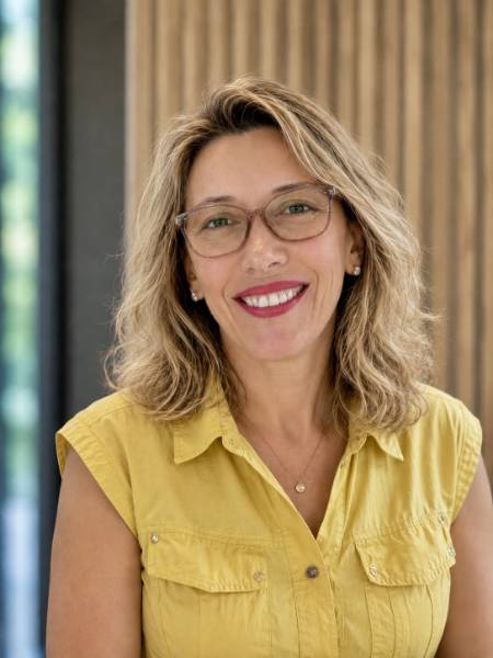 Dr Pinar Uysal Onganer