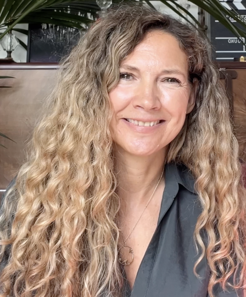 Prof Lucy Brown
