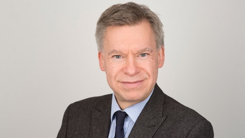 Prof Malcolm Kirkup